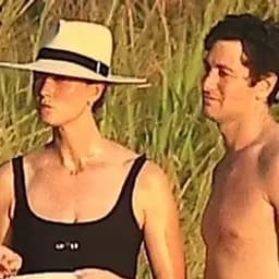 Will Ivanka, Gisele, or Karlie Post a Group Selfie on Instagram?